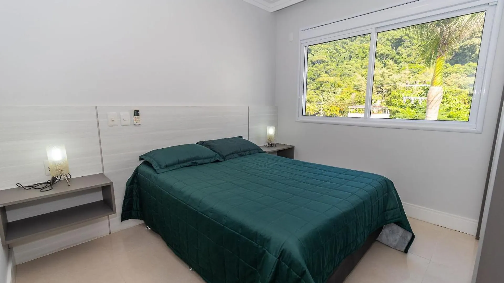 Varandas Do Atlantico 304A - Excelente Apartamento Em Condominio De Luxo A Beira Mar - Piscina Climatizada - Academia - Bombinhas Lägenhet