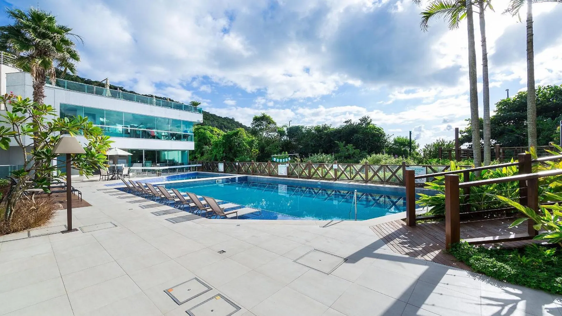 Lägenhet Varandas Do Atlantico 304A - Excelente Apartamento Em Condominio De Luxo A Beira Mar - Piscina Climatizada - Academia - Bombinhas